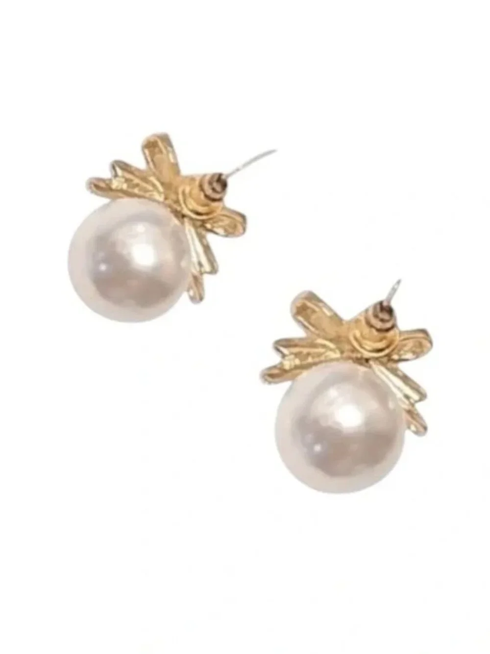 Gold Crystals Ribbon / Pearl Stud Earrings